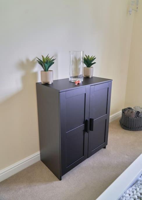 Stunning Luxury 2 Bed Apartment With En-Suite In Wokingham City Centre Экстерьер фото